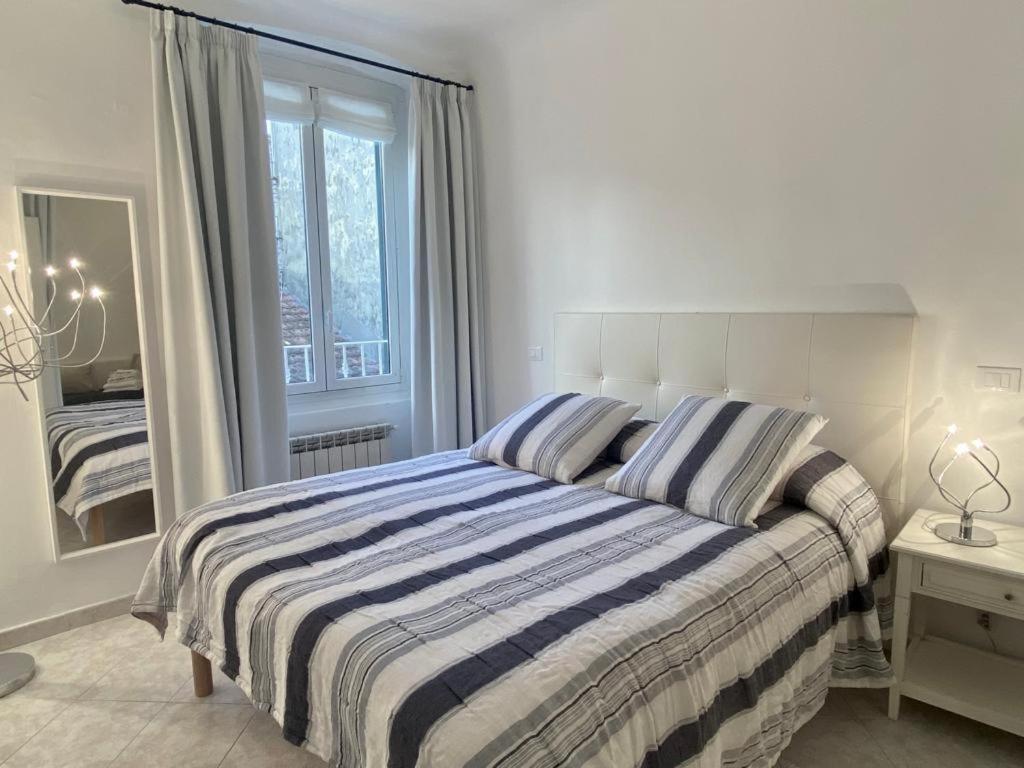 Casa Vacanze Armanda-Suite Леричи Экстерьер фото